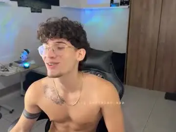 Chaturbate Free Live Porn of kisan_smith