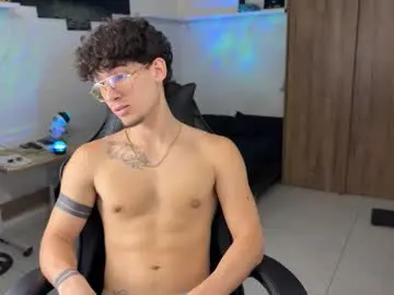 Chaturbate Watch Live Sex Cams of kisan_smith