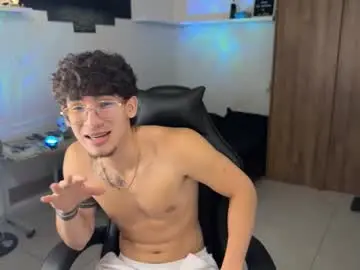 Chaturbate Nude Webcam of kisan_smith