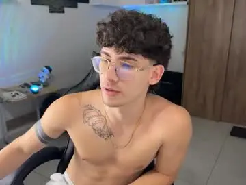 Chaturbate Sex Cam of kisan_smith