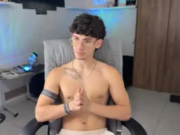 Chaturbate Sex Cam of kisan_smith