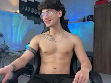 Chaturbate Free Live Porn of kisan_smith