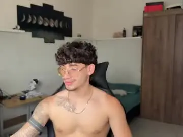 Chaturbate Live Sex of kisan_smith