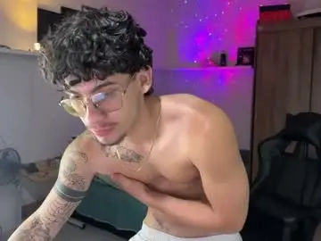Chaturbate Watch Live Sex Cams of kisan_smith