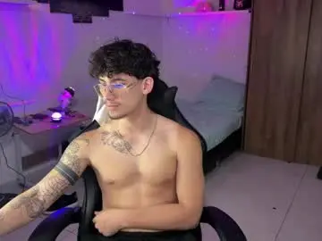 Chaturbate Free Porn Cam of kisan_smith