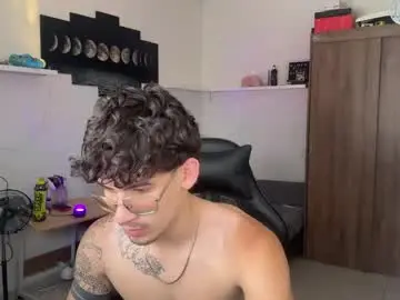 Chaturbate Nude Webcam of kisan_smith