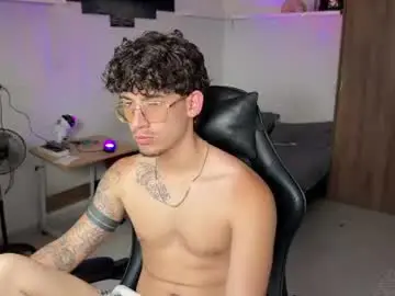 Chaturbate Best live sex cam show of kisan_smith