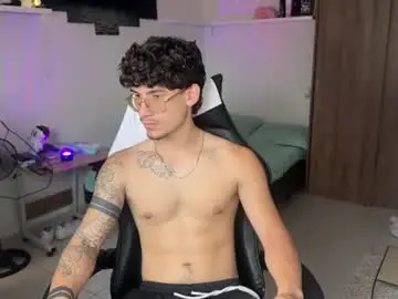 Chaturbate Best live sex cam show of kisan_smith