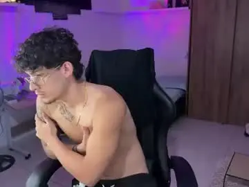 Chaturbate Sex Cam of kisan_smith