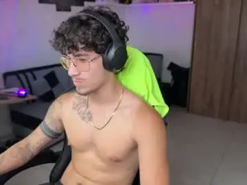 Chaturbate Watch Live Sex Cams of kisan_smith