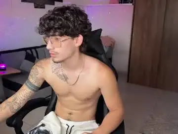 Chaturbate Watch Live Sex Cams of kisan_smith