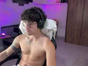 Chaturbate Free Live Porn of kisan_smith