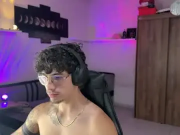 Chaturbate Best live sex cam show of kisan_smith