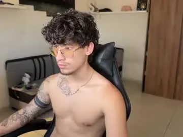 Chaturbate Free Porn Cam of kisan_smith