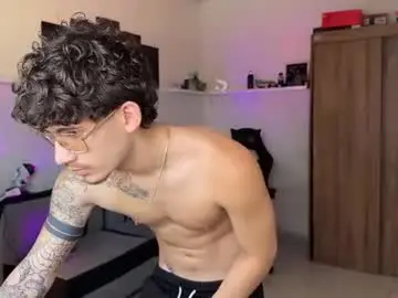 Chaturbate Nude Webcam of kisan_smith