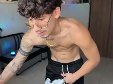 Chaturbate Free Porn Cam of kisan_smith