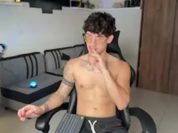 Chaturbate Free Live Porn of kisan_smith