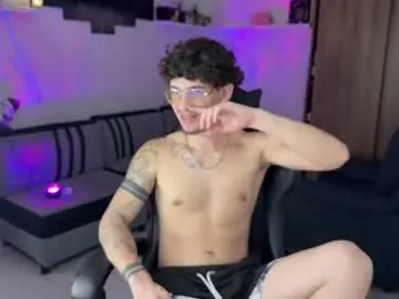 Chaturbate Best live sex cam show of kisan_smith
