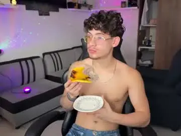 Chaturbate Live Sex of kisan_smith