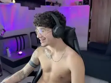 Chaturbate Sex Cam of kisan_smith