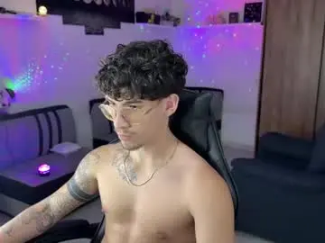Chaturbate Free Live Porn of kisan_smith