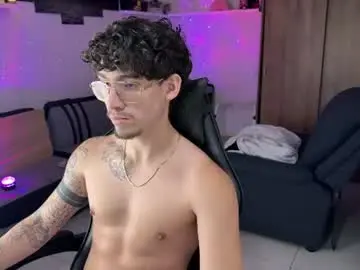Chaturbate Nude Webcam of kisan_smith