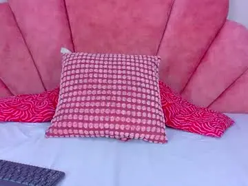 Chaturbate Live Sex Cam of myapril__