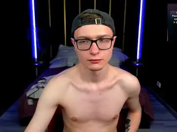 Chaturbate Sex Cam of emmit_barker