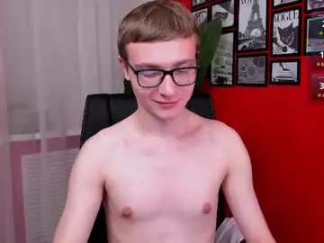 Chaturbate Best live sex cam show of emmit_barker