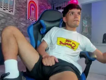 Chaturbate Live Sex Cam of ianrice_
