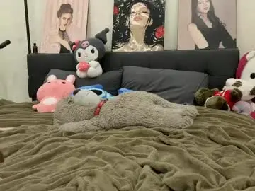 Chaturbate Live Sex Cam of jenie_fire