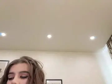 Chaturbate Live Sex Cam of jenie_fire