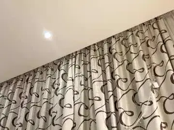 Chaturbate Sex Cam of jenie_fire