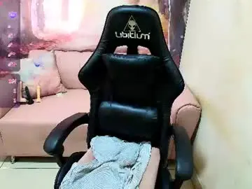 Chaturbate Private Sex Chat of aleska_analsexy