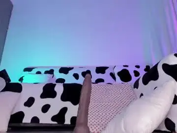 Chaturbate Free Live Porn of ambermiller04
