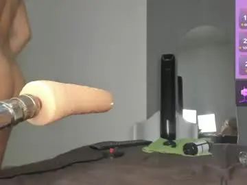 Chaturbate Live Sex Cam of ariana_nix
