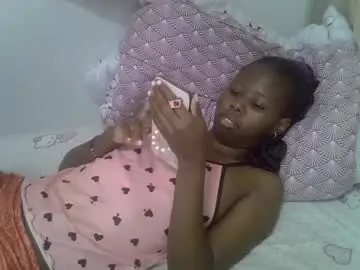 Chaturbate Live Porn of hot_petra2