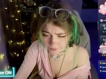 Chaturbate Live Sex Cam of miko_meow