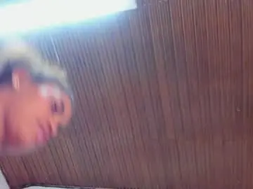 Chaturbate Live Porn of moonrose_1