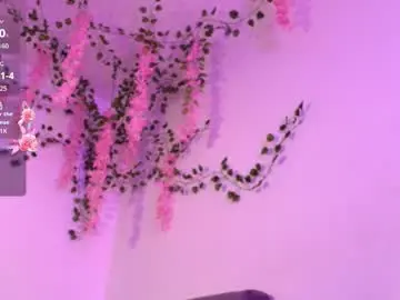 Chaturbate Watch Live Sex Cams of yuri_stars