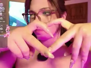 Chaturbate Best live sex cam show of yuri_stars