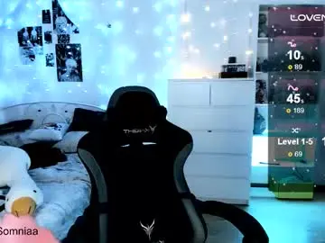 Chaturbate Watch Live Sex Cams of crystalsomnia