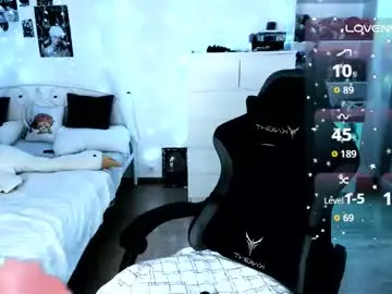 Chaturbate Sex Cam of crystalsomnia