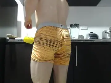 Chaturbate Live Sex Cam of rocky_muscle