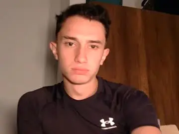 Chaturbate Live Sex of rolito18_