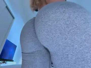 Chaturbate Best live sex cam show of scarlettandtom