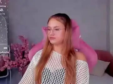 Chaturbate Nude Webcam of shei1a_shy
