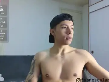 Chaturbate Sex Chat of thesaint_xxx
