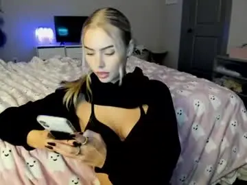 Chaturbate Watch Live Sex Cams of ariah_is_blonde
