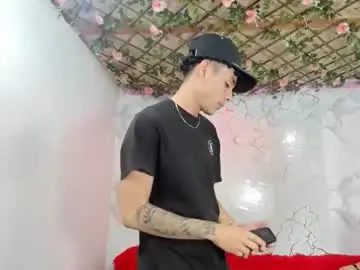 Chaturbate Adult Video Chat of club_latinboys